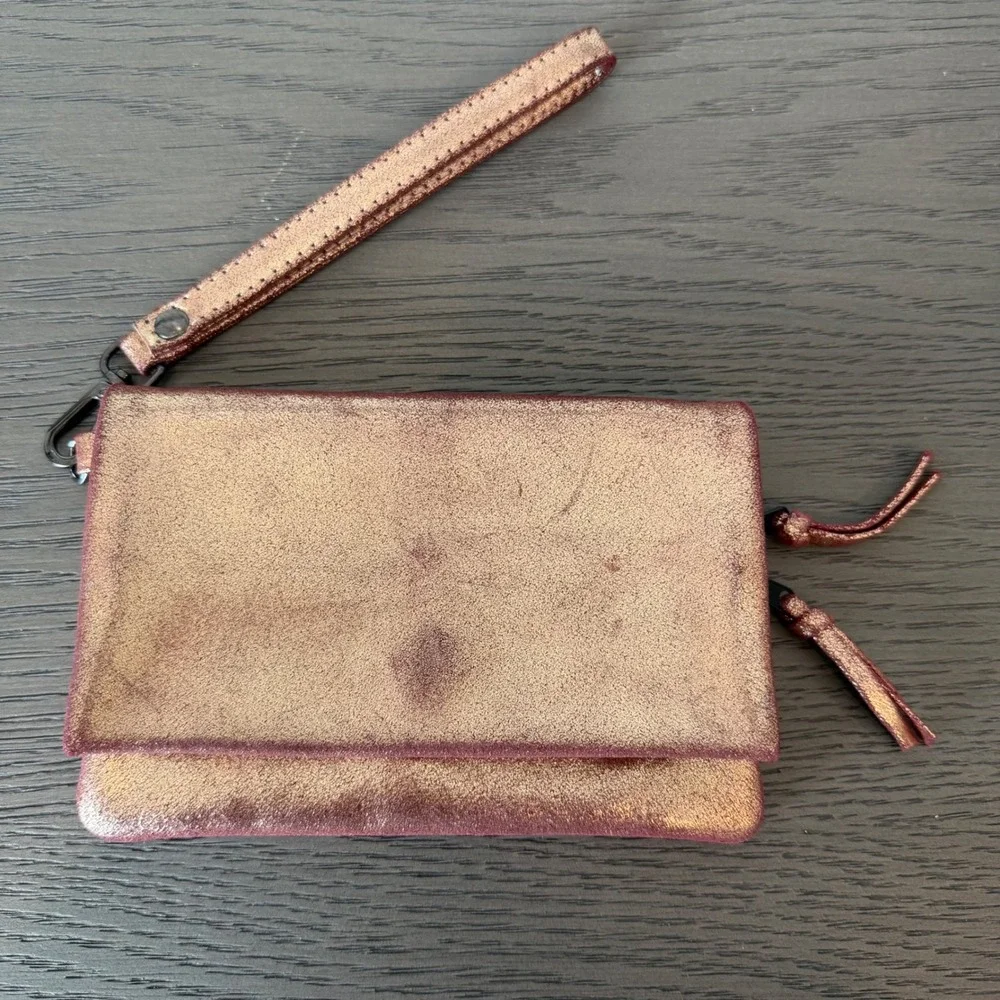 Johnny Was Rose Gold Metallic‎ Leather Wristlet Clutch Made in Italy Distressed